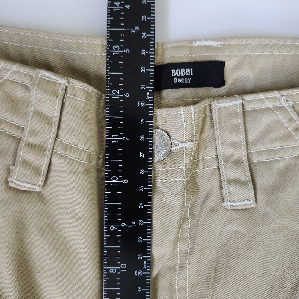 True Religion Bobbi Baggy Cargo Jogger Womens 30 Khaki Travertine - Picture 9 of 10